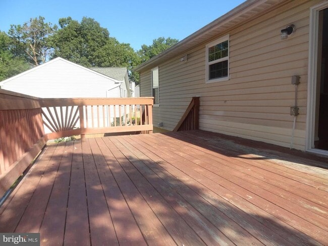 Building Photo - 1511 Pullman Dr