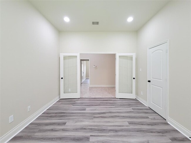 Building Photo - 1314 Watercrest Park Ln
