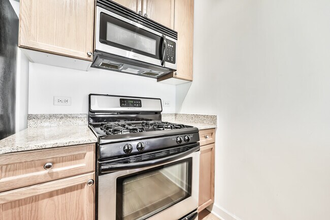 Building Photo - 1400 S Michigan Ave