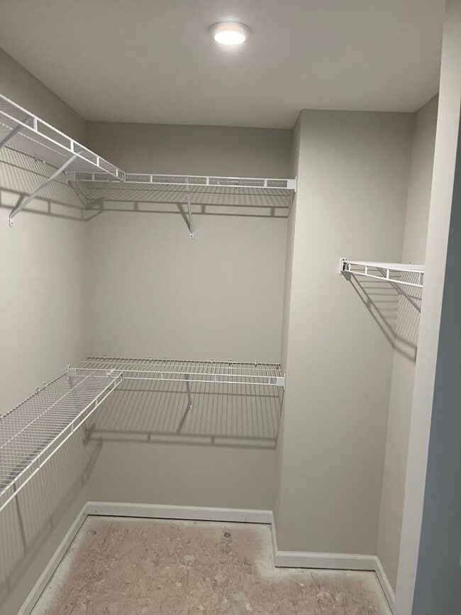 Building Photo - 6837 Frey Ln