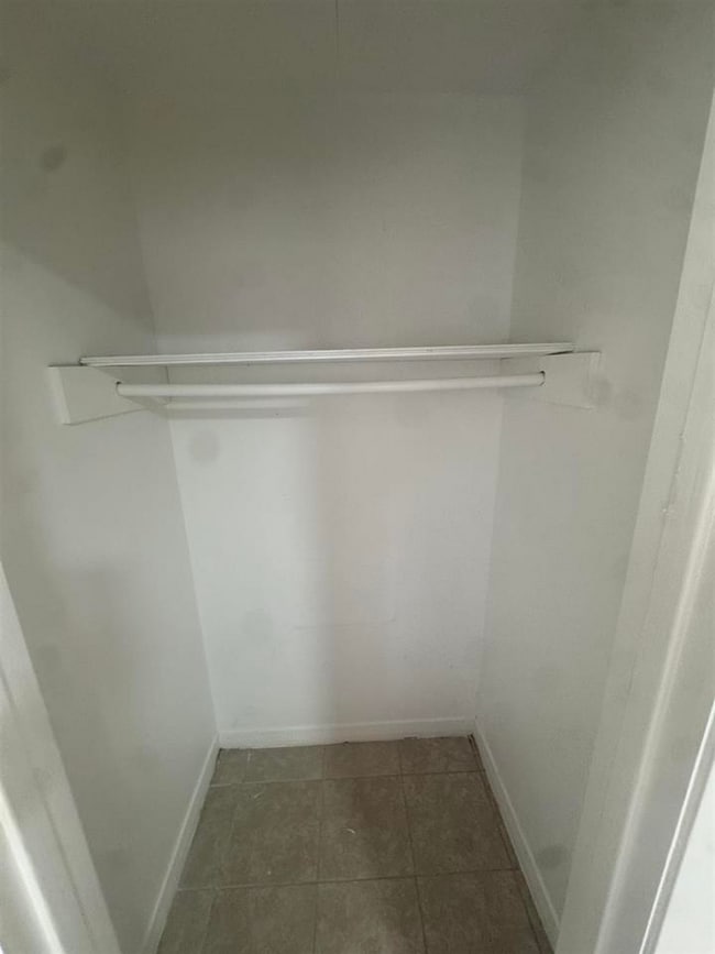 Building Photo - 3726 Bowling Ln