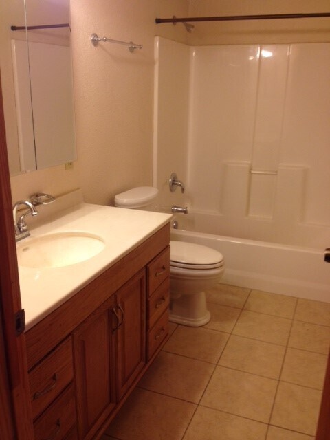 Bathroom 2 - 1240 S Brazos St