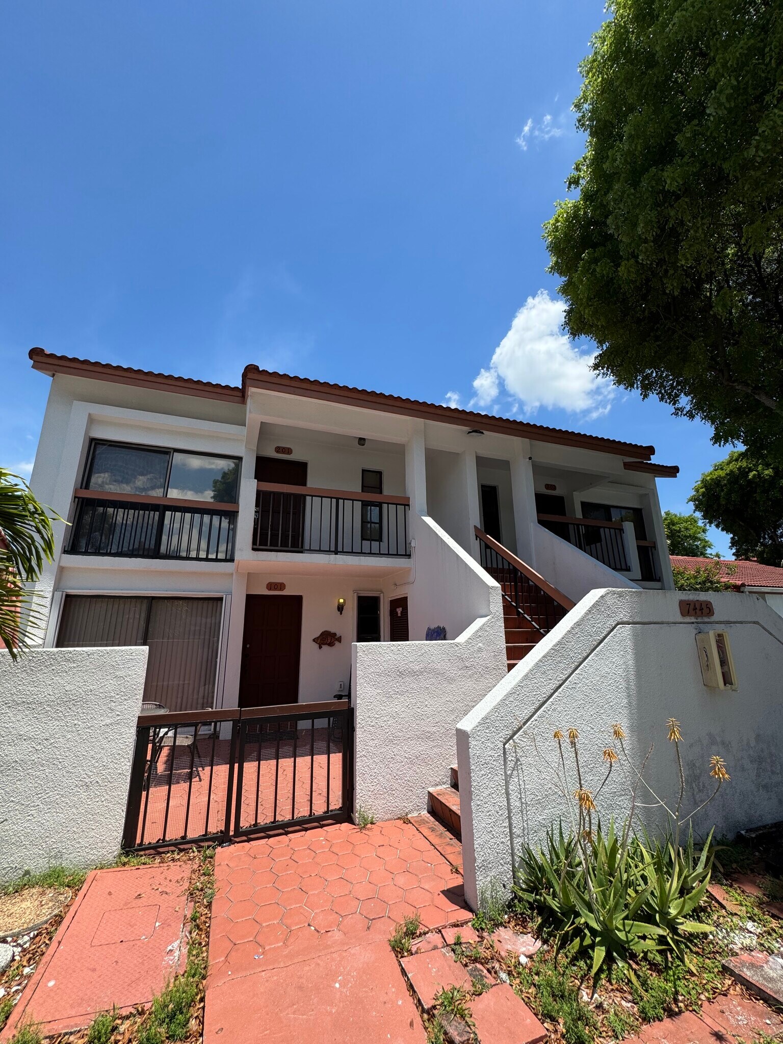 Building Photo - 7445 SW 153rd Pl