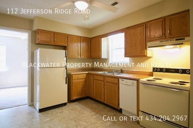 Building Photo - 112 Jefferson Ridge Rd