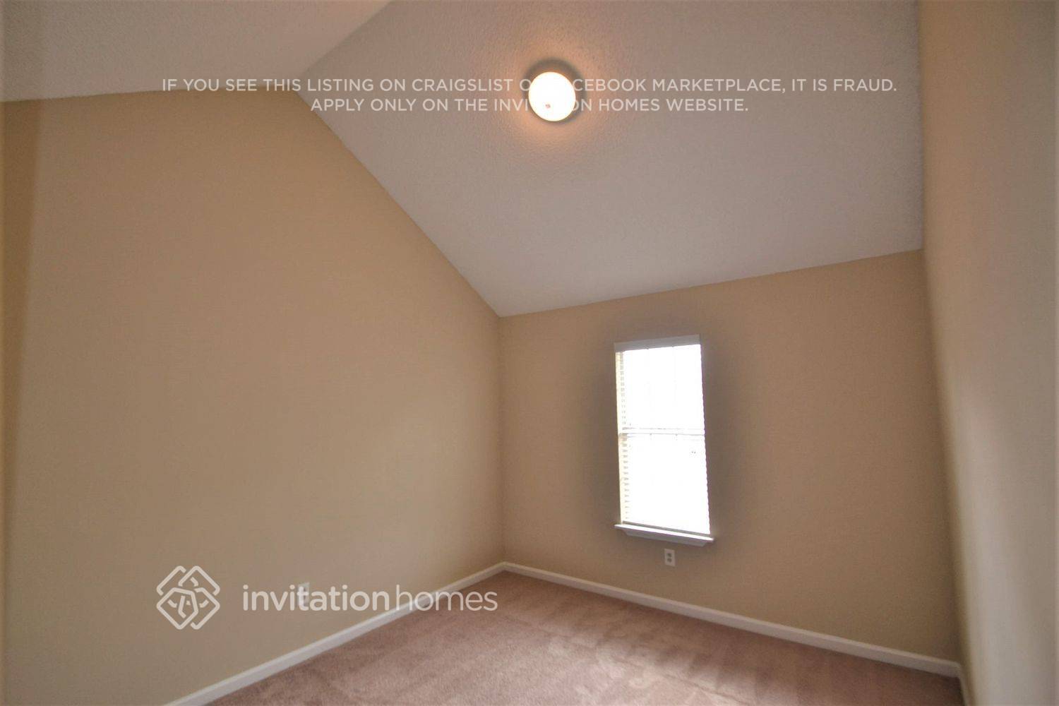 Building Photo - 1304 Baywood Glen