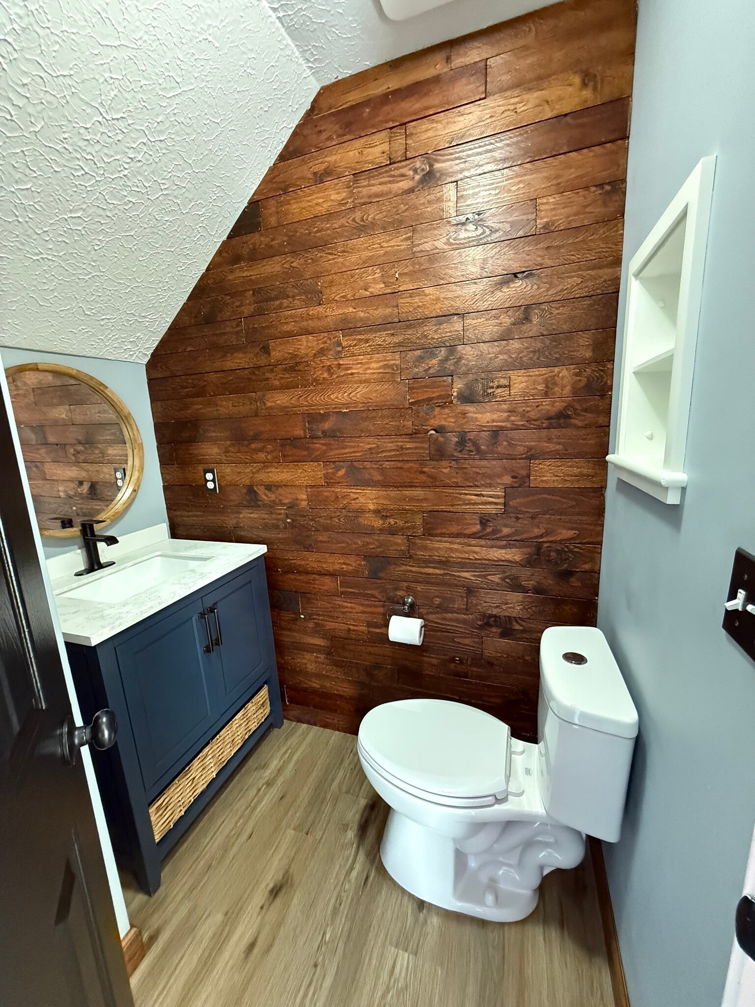 Building Photo - 1823 Worthington Run Dr