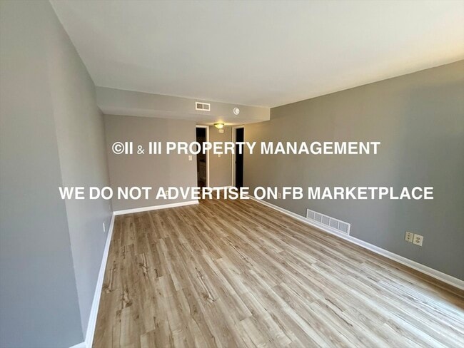 Building Photo - 8406 Robinson St