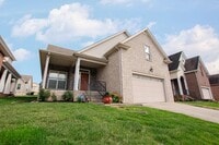 Building Photo - Pet Friendly in Sango!