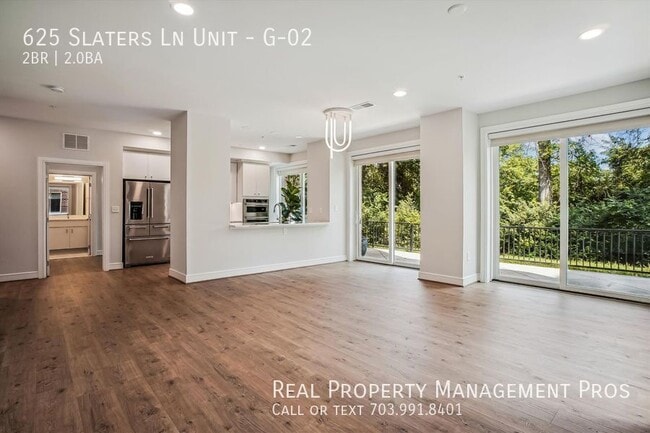 Building Photo - 625 Slaters Ln