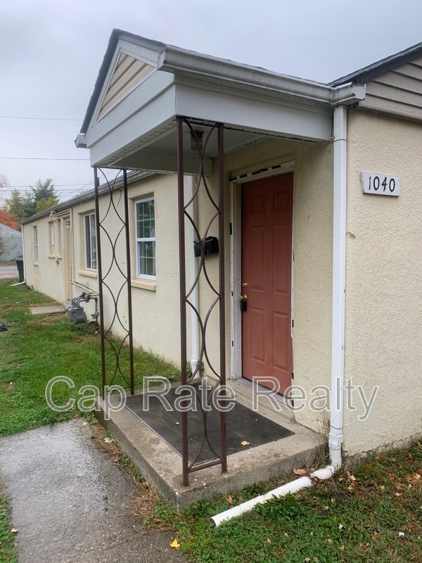 Primary Photo - 1040 Loretta Ave