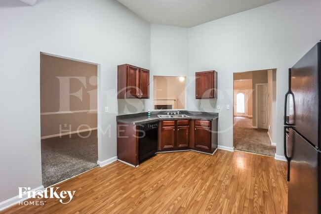 Building Photo - 6255 Lamp Post Pl