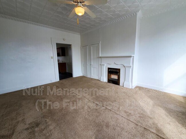 Building Photo - 1643 Fifth Ave