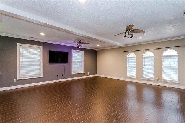 Building Photo - 2517 Rosewood Dr