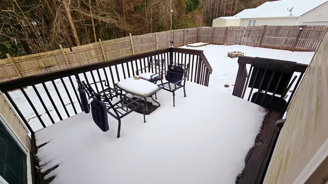 Building Photo - 4 BR 2 BA Southwest