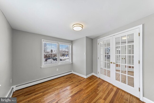 Building Photo - 4236 Florida Ave