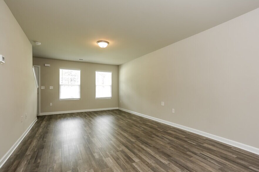 Building Photo - 2574 Wood Bend Ln