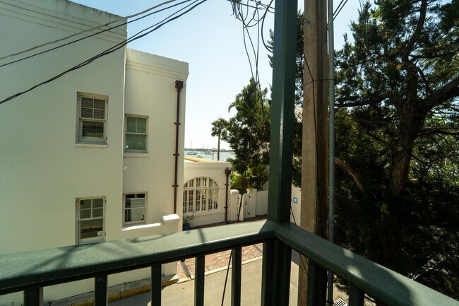 Building Photo - 76 Marine St