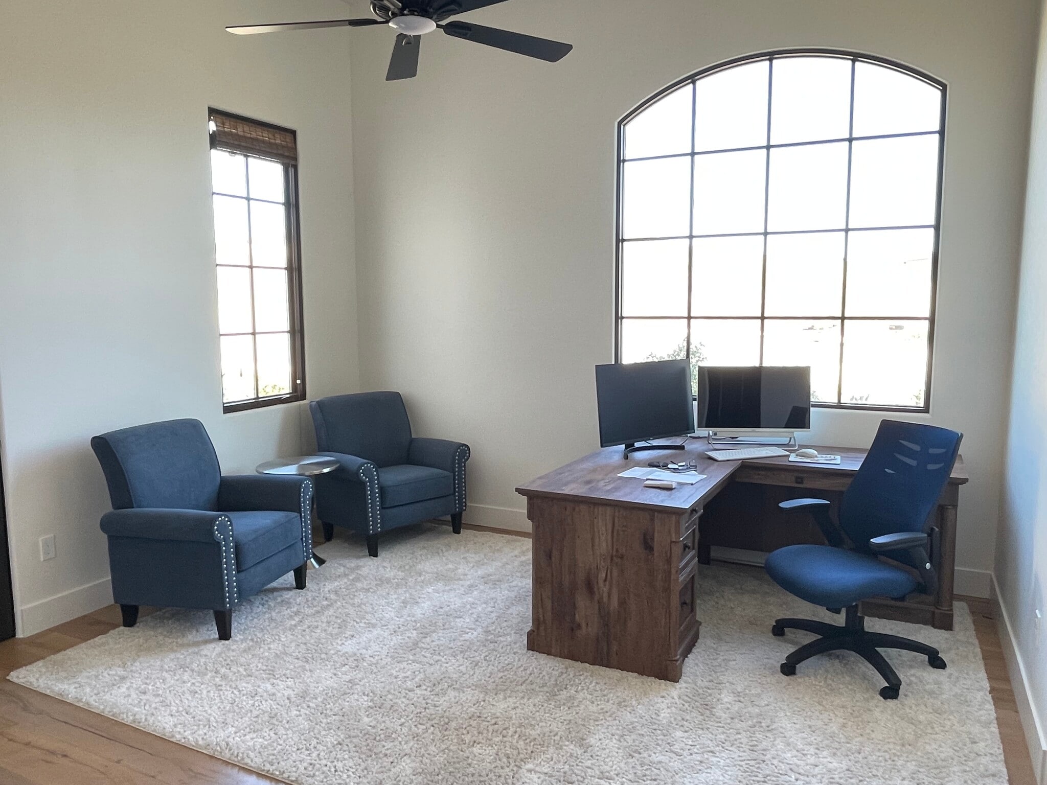 Building Photo - 480 Del Mar