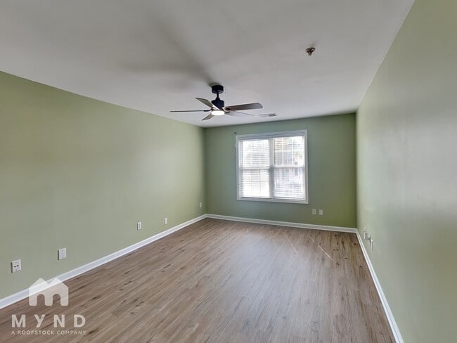 Building Photo - 7020 Biltmore Trce