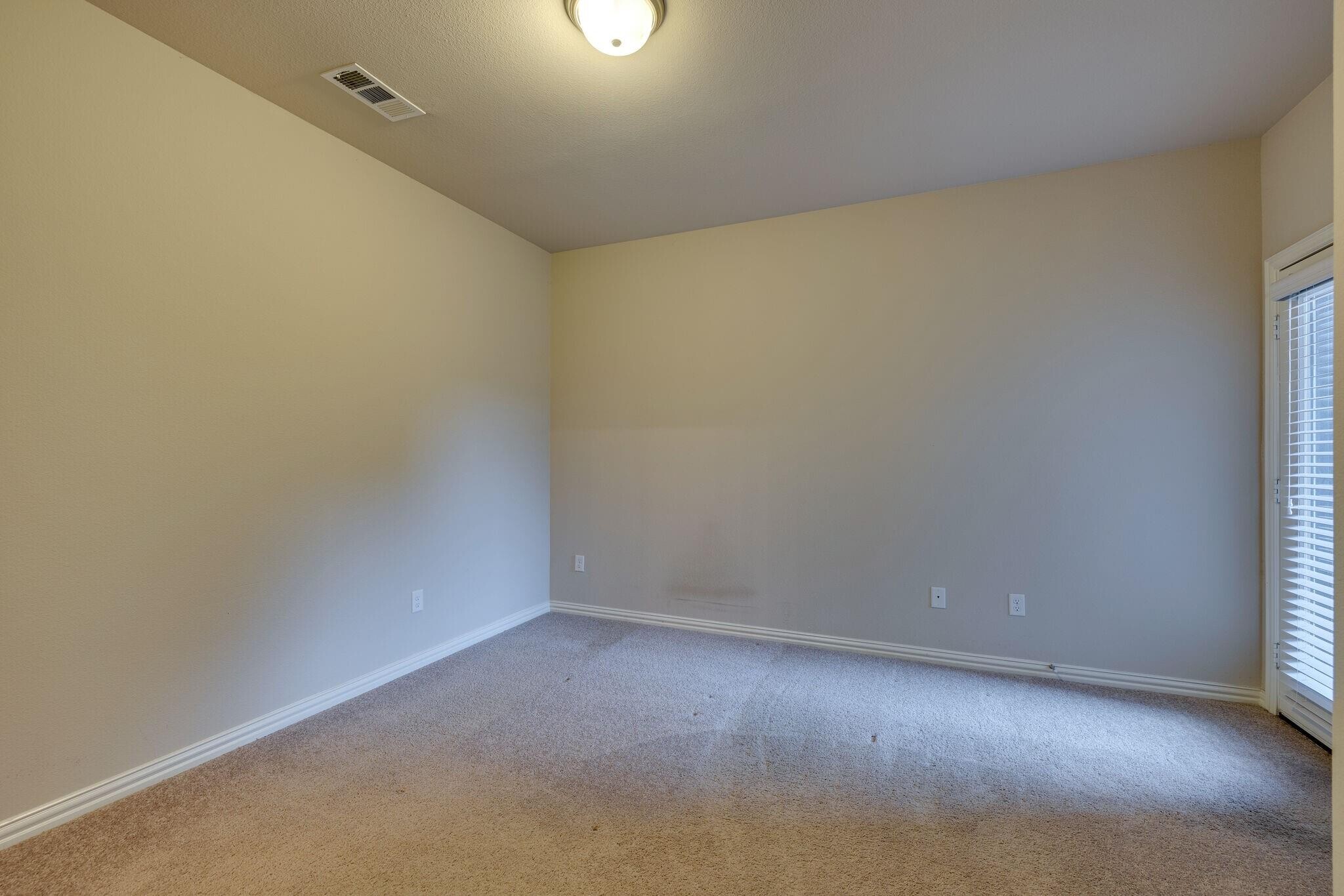 Building Photo - 4411 Samarth St