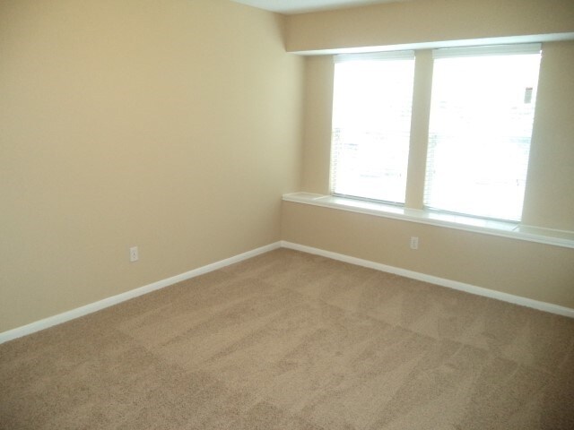 Building Photo - 19402 Misty Cove Dr