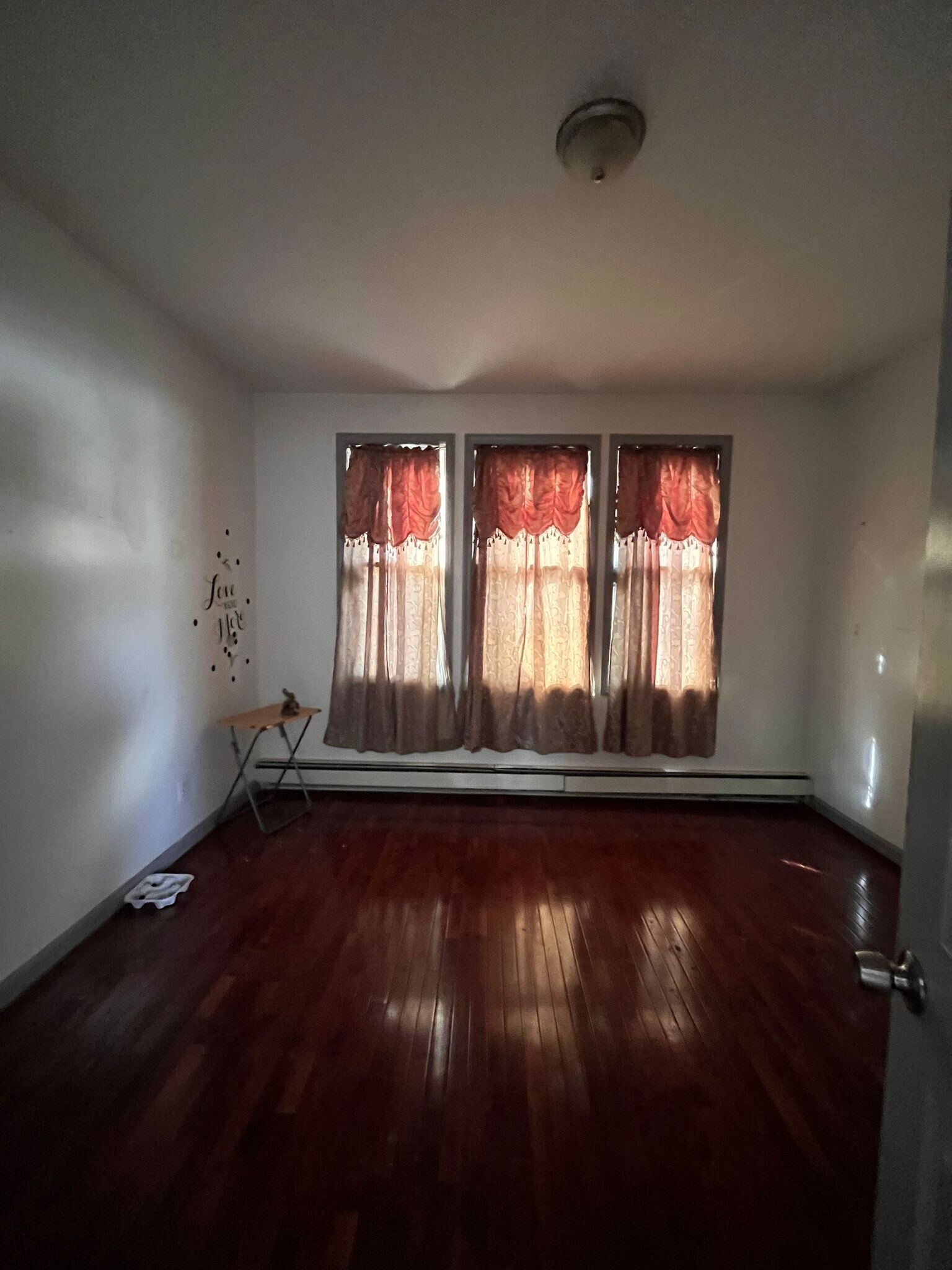 Building Photo - 16 E Bidwell Ave