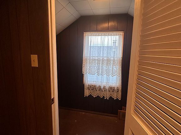 Building Photo - Welcome home