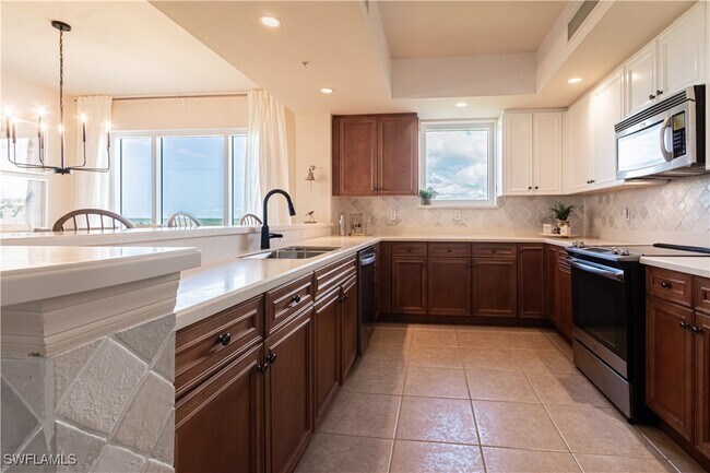 Building Photo - 1065 Borghese Ln