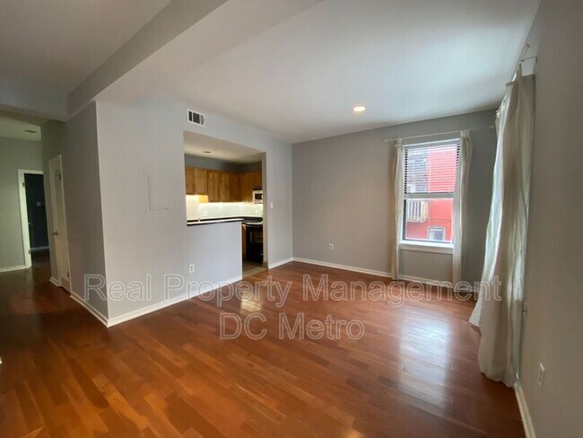 Building Photo - 1931 17th St NW