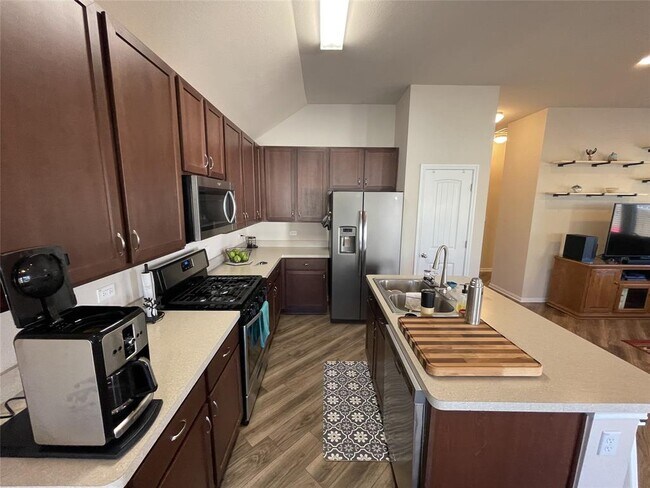 Building Photo - 108 Lasino Dr