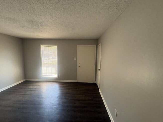 Building Photo - 5087 Blacksmith Dr