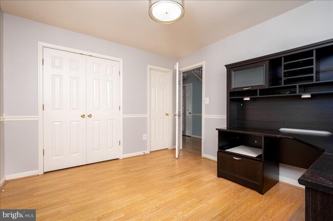 Building Photo - 2209 Commissary Cir