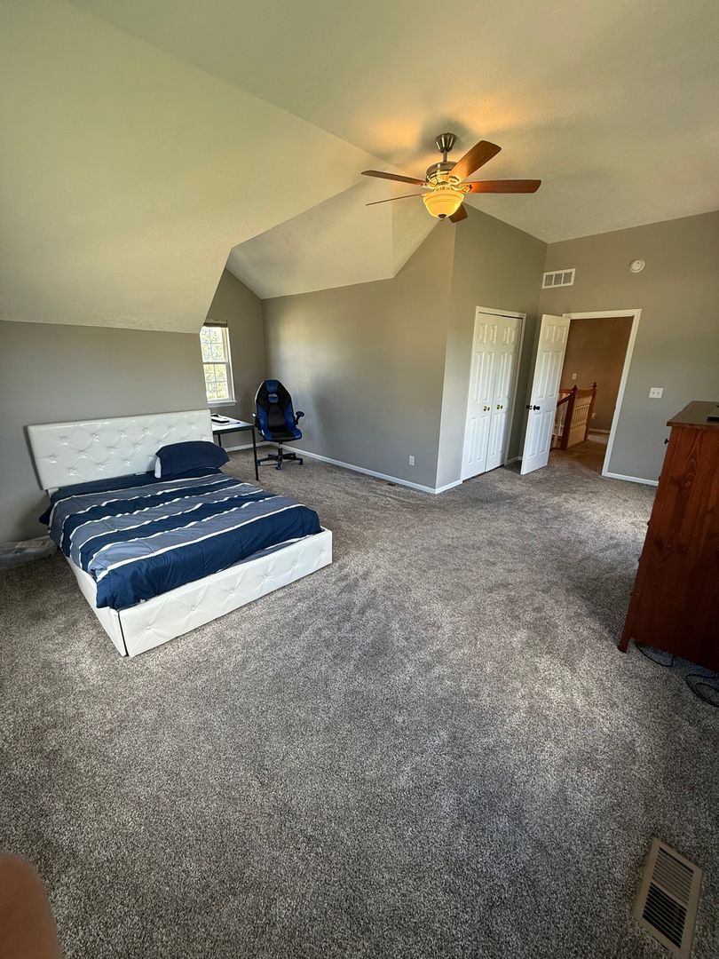Building Photo - 5402 Fountain Cir