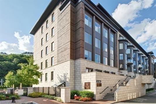 Building Photo - 34 Cambridge Wy