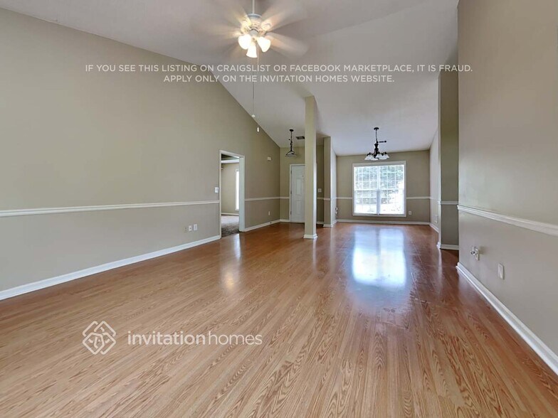 Building Photo - 606 Summerfield Ct