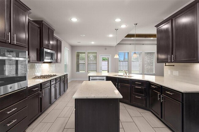 Building Photo - 236 Redwood Cyn Trl