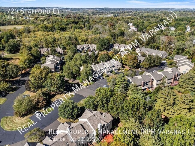 Building Photo - 720 Stafford Ct