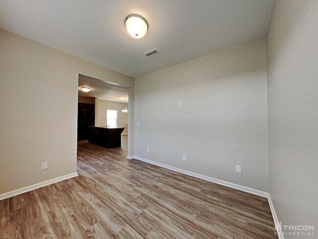 Building Photo - 2211 Osprey Ln