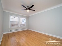 Building Photo - 1 bedroom in WINNETKA IL 60093