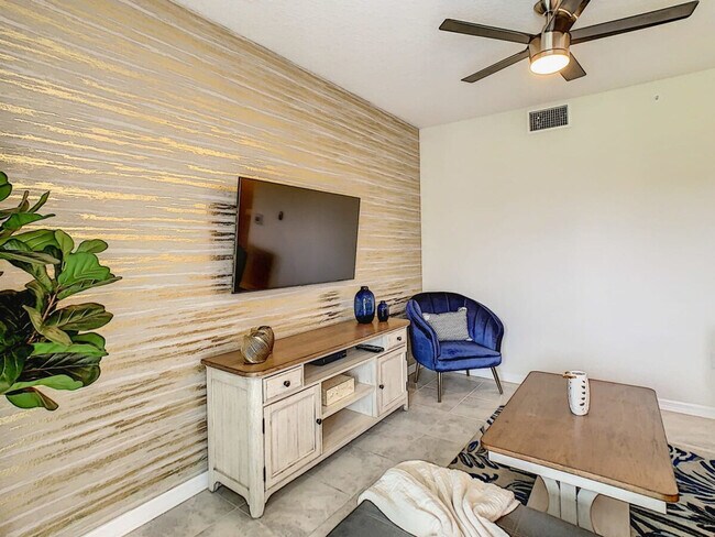 Building Photo - 3120 Paradox Cir