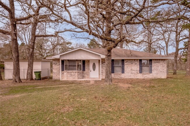 Building Photo - 4 Barre Ln