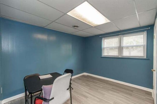 Building Photo - Blacksburg, Very spacious 2 BR / 2 BA, Available in August