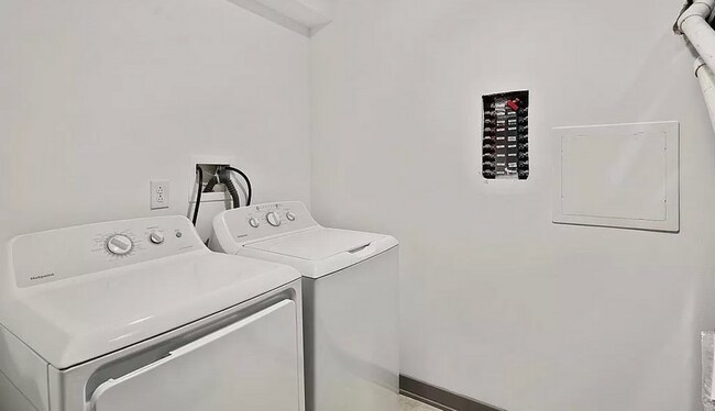 Building Photo - Newly Construction Single Family Home Fishtown