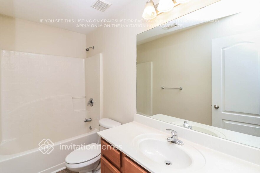 Building Photo - 1219 Heartwood Ave