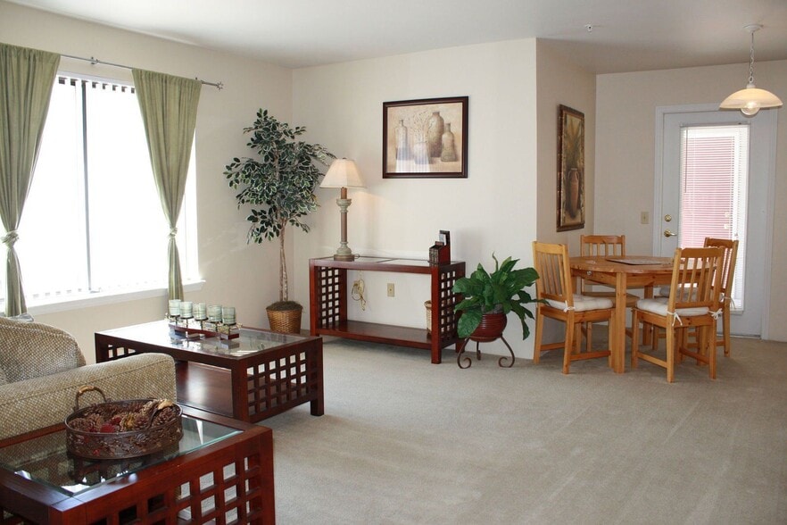 Interior Photo - Welcome Home to Constitution Square