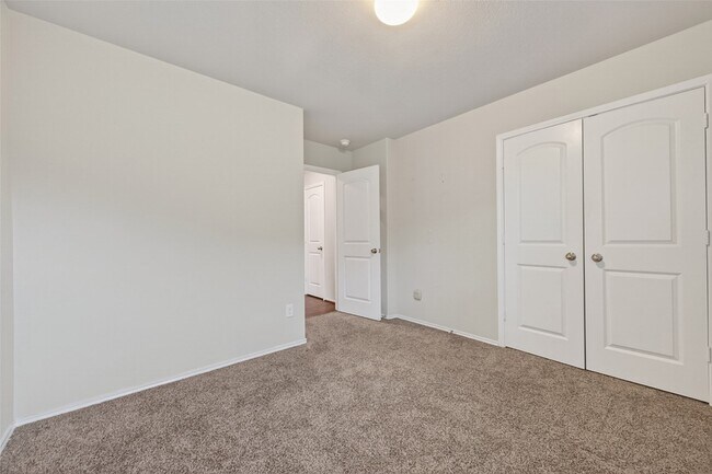 Building Photo - 20811 Birch Hts Trl