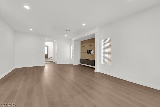 Building Photo - 8821 Winter Sky Ave