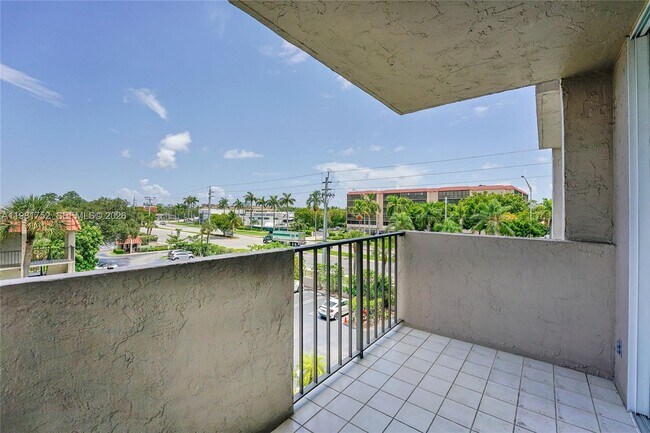 Building Photo - 777 S Federal Hwy