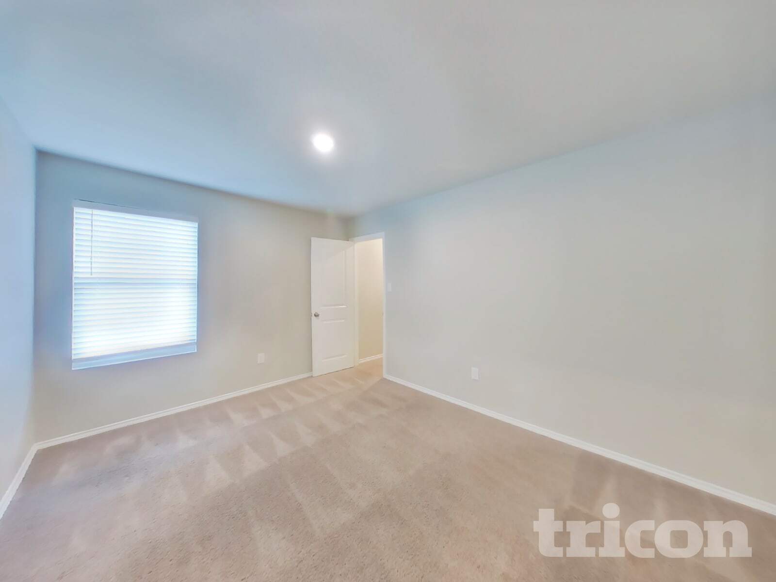 Building Photo - 7219 Lincoln Trce