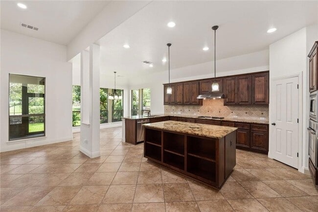 Building Photo - 4609 Mont Blanc Dr